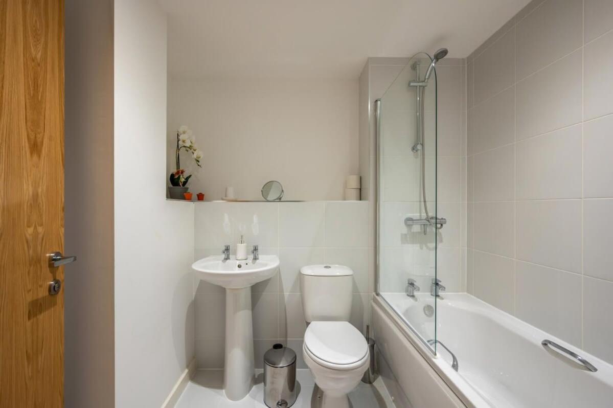 A Modern Apartment In Preston City Centre Luaran gambar